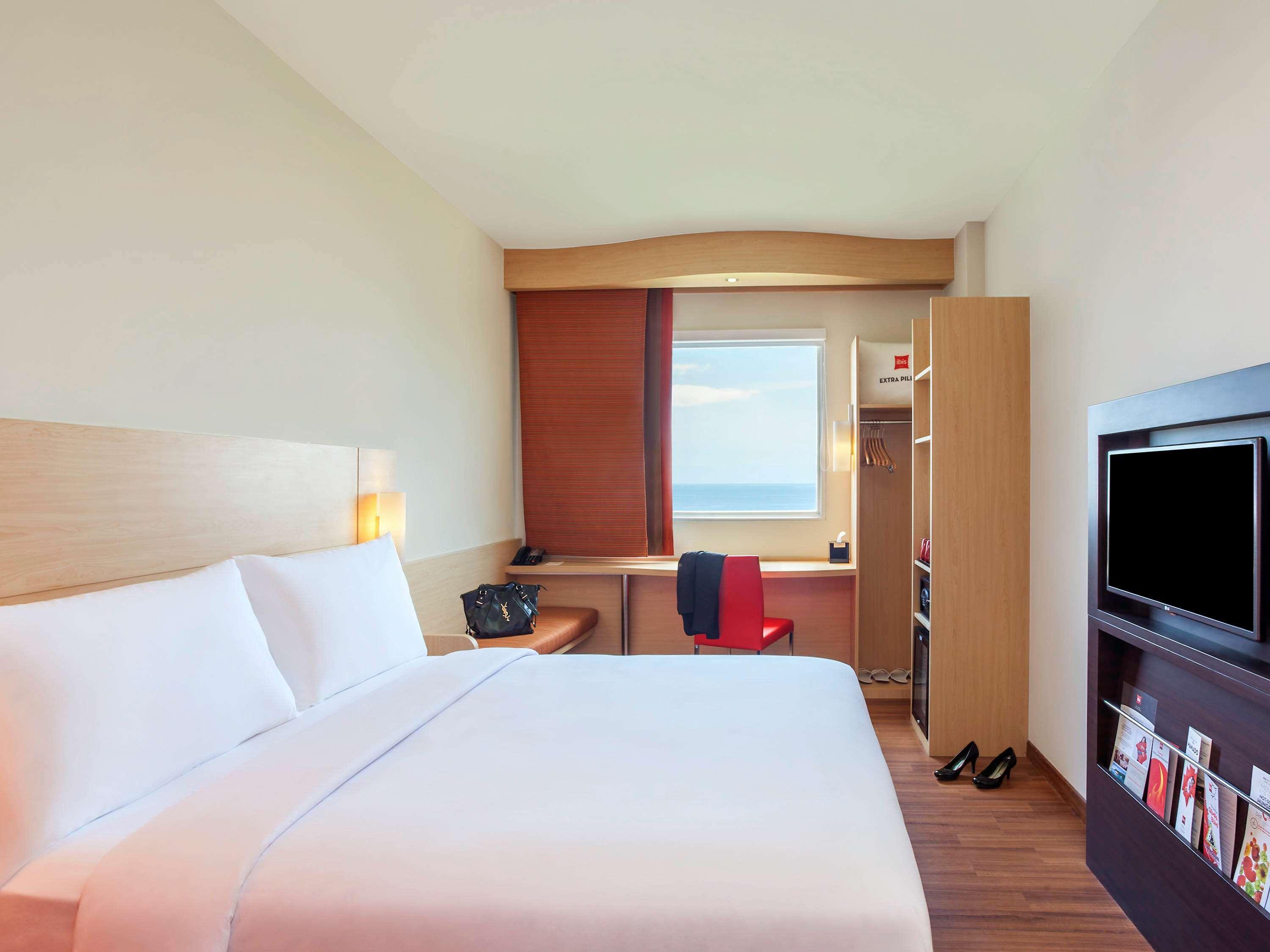 Ibis Manado City Center Boulevard Экстерьер фото
