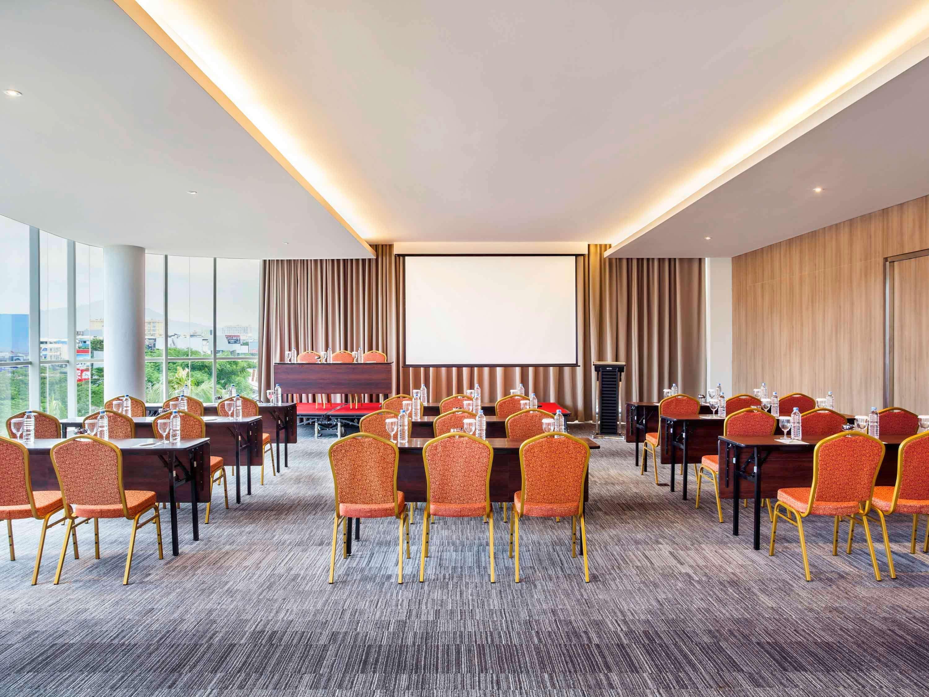 Ibis Manado City Center Boulevard Экстерьер фото