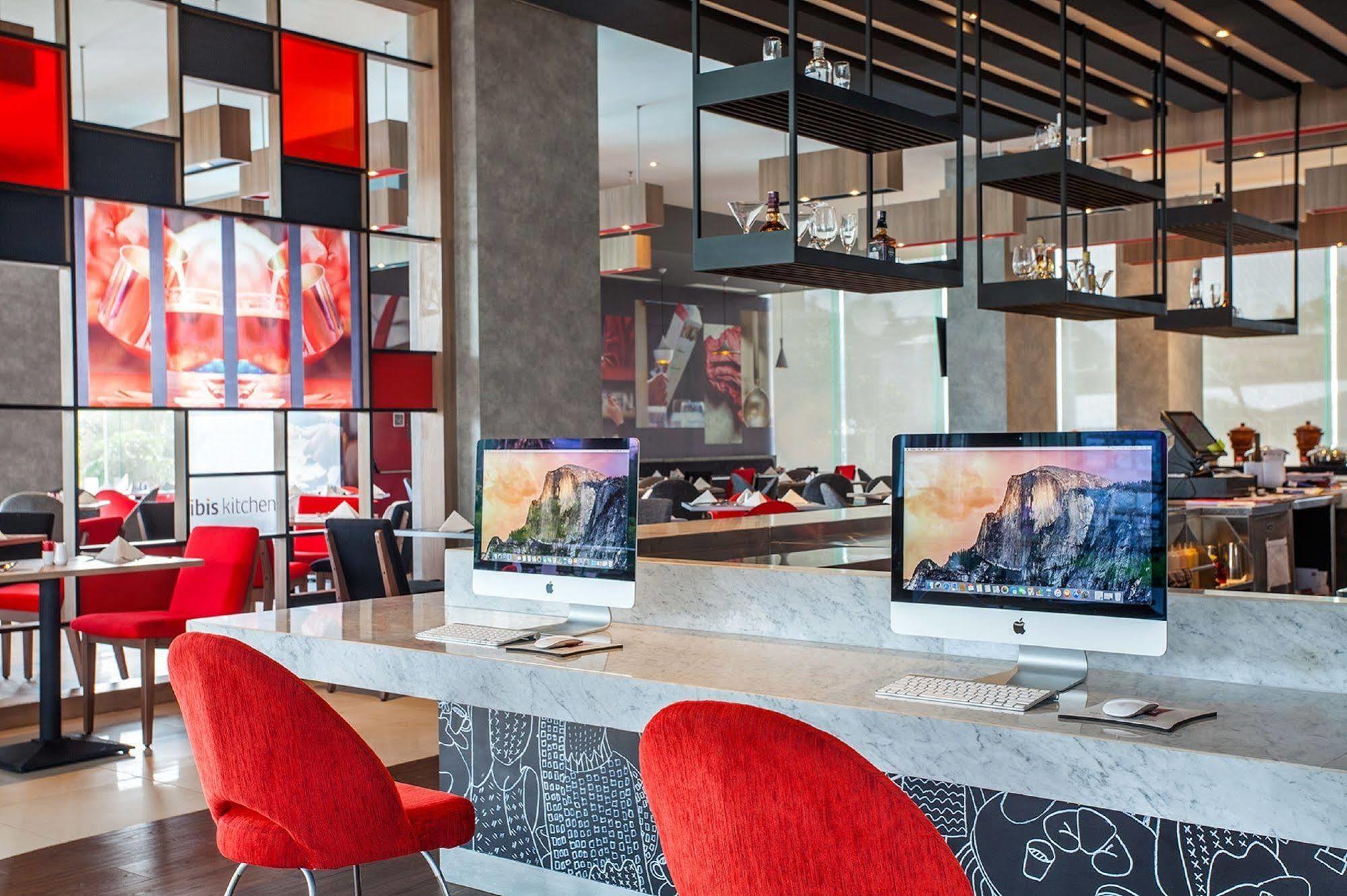 Ibis Manado City Center Boulevard Экстерьер фото